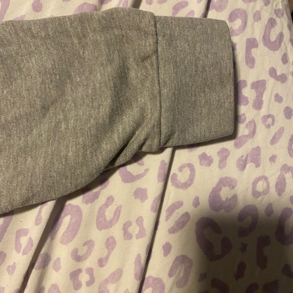 Space Jam: A New Legacy brand. Long Sleeve Gray Sweatshirt.  In great condition! - Picture 9 of 10